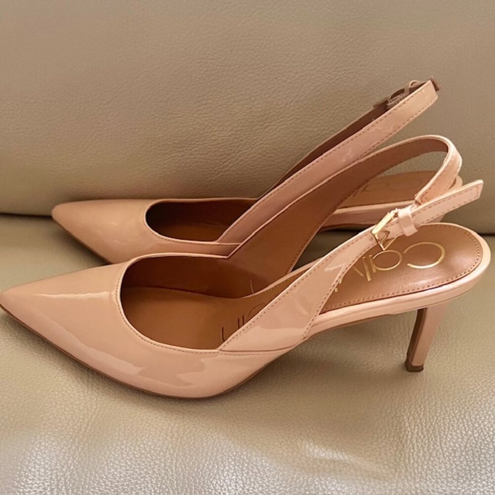 Calvin Klein Ladies shoes Size 7 M